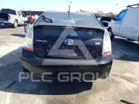 2010 Toyota PRIUS фото