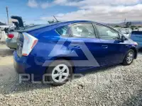 2010 Toyota PRIUS фото