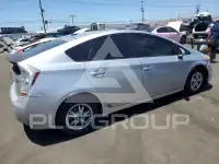 2010 Toyota PRIUS фото