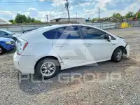 2010 Toyota PRIUS photo