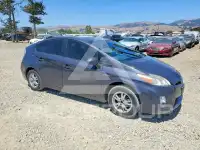 2010 Toyota PRIUS фото