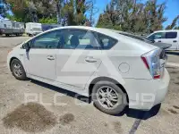 2010 Toyota PRIUS фото