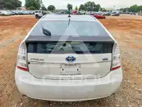 2010 Toyota PRIUS фото