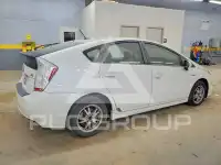 2010 Toyota PRIUS фото
