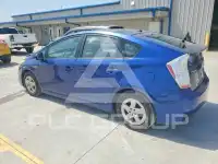 2010 Toyota PRIUS фото