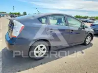 2010 Toyota PRIUS фото