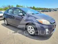2010 Toyota PRIUS фото