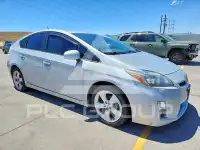 2010 Toyota PRIUS фото