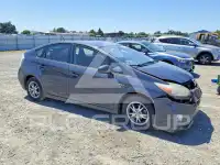 2010 Toyota PRIUS фото