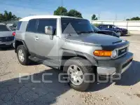 2010 Toyota FJ Cruiser фото