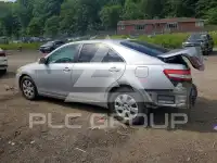 2010 Toyota CAMRY фото