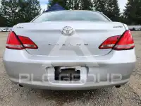 2010 Toyota AVALON фото