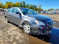 2010 Toyota AVALON фото