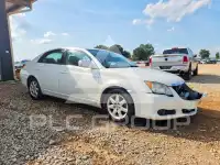2010 Toyota AVALON photo