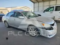 2010 Toyota AVALON фото