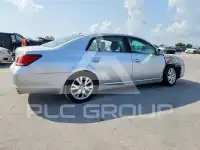 2010 Toyota AVALON photo