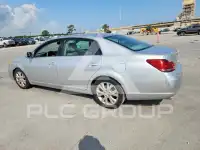 2010 Toyota AVALON photo