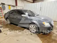 2010 Toyota AVALON фото