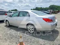 2010 Toyota AVALON фото