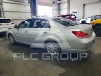 2010 Toyota AVALON фото