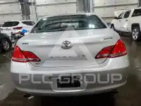 2010 Toyota AVALON фото