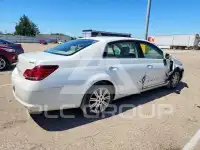2010 Toyota AVALON фото