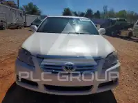 2010 Toyota AVALON photo