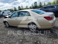 2010 Toyota AVALON фото