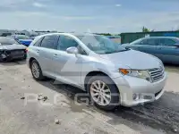 2010 Toyota VENZA фото
