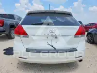 2010 Toyota  фото