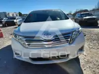 2010 Toyota VENZA фото
