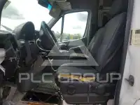 2010 Mercedes Benz Sprinter photo