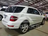 2010 Mercedes Benz M-Class фото