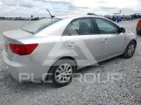 2010 KIA Forte photo