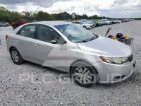 2010 KIA Forte photo