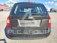 2010 KIA Rondo photo