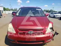 2010 KIA Sedona photo
