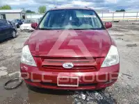 2010 KIA Sedona фото