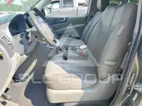 2010 KIA Sedona photo