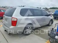 2010 KIA Sedona фото