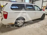 2010 KIA Sedona фото