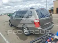 2010 KIA Sedona фото