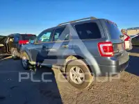 2010 Ford ESCAPE photo