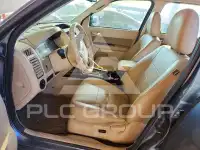 2010 Ford ESCAPE photo