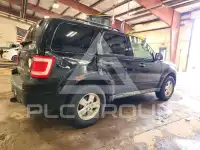 2010 Ford ESCAPE photo