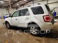 2010 Ford ESCAPE photo