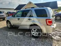 2010 Ford ESCAPE photo