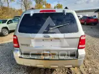 2010 Ford ESCAPE photo