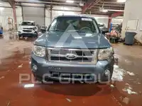 2010 Ford ESCAPE photo