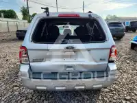 2010 Ford ESCAPE photo
